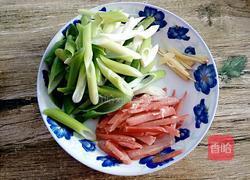 大葱炒肉的做法图解2