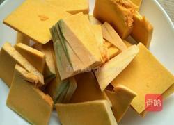 青炒南瓜的做法图解1