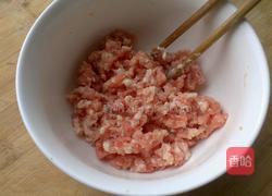水汆丸子的做法图解1