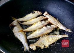 家常烧黄花鱼的做法图解7