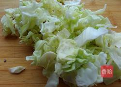 爆炒烧肉甘蓝菜的做法图解2