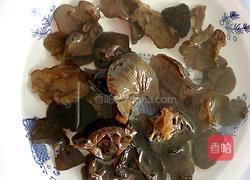 木耳鸡蛋汤的做法图解3