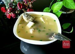 炖鱼汤的做法图解12