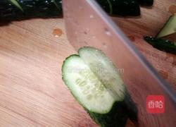 黄瓜炒火腿鸡蛋的做法图解3