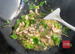 肉炒黄豆芽的做法图解4