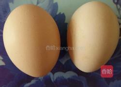 鸡蛋液煎洋葱 肉片的做法图解2