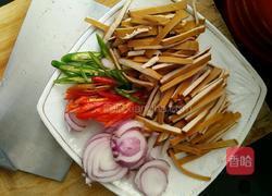 小炒木耳香干的做法图解4