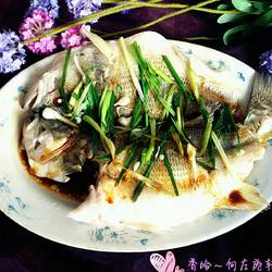清蒸鱸魚的做法[图]