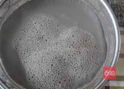 黑芝麻核桃豆浆的做法图解5