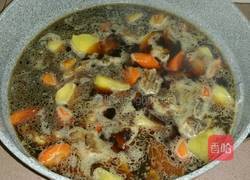 土豆焖排骨的做法图解11