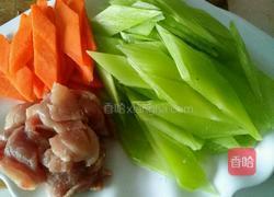 莴笋炒肉片的做法图解2