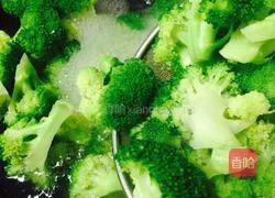 杏鲍菇扣西兰花的做法图解7