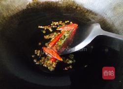 煮鱼的做法图解4