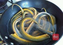 红烧黄鳝的做法图解2