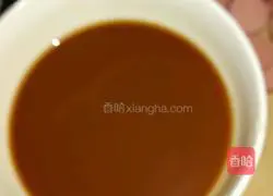 Illustration of how to stir-fry mushrooms with vegetables 6