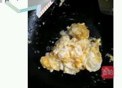 柿子炒鸡蛋的做法图解3