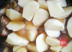 五花肉烧土豆的做法图解9
