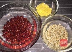 红豆薏米的做法图解1