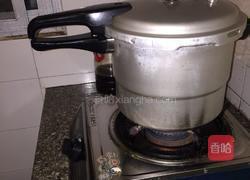 红豆薏米的做法图解3