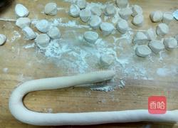 西葫芦鸡蛋虾皮饺子的做法图解10