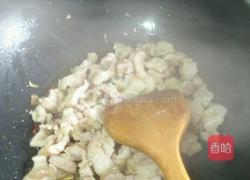 干煸五花肉豆角的做法图解3