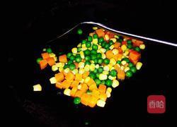 简易黄金蛋炒饭的做法图解2