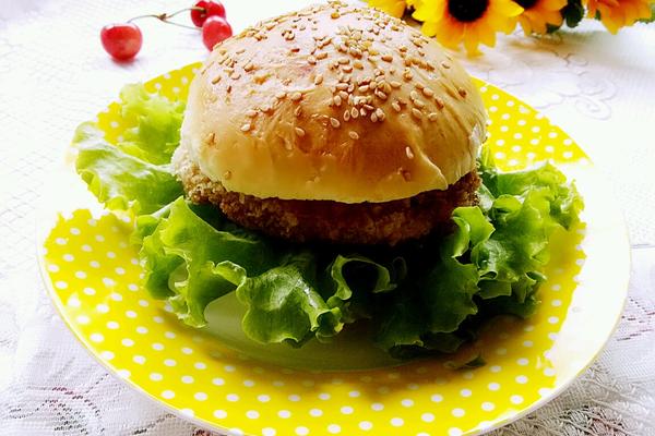 香辣鸡腿堡