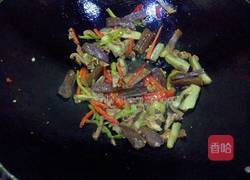 香辣茄子炒肉的做法图解7