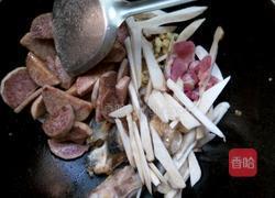 大头鱼芋头杏鲍菇碎肉汤的做法图解8