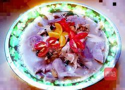 大头鱼芋头杏鲍菇碎肉汤的做法图解12