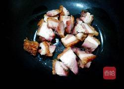 烧肉炒红萝卜的做法图解3