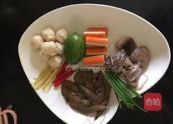 酸辣面的做法图解1