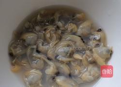 槐花蛤蜊疙瘩汤的做法图解3