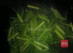 蒜苔炒鸡蛋的做法图解3