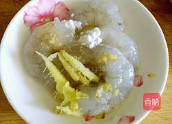 虾仁豆腐丝瓜汤的做法图解2