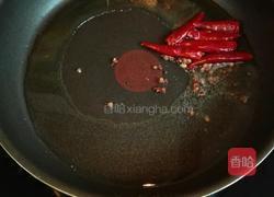 剁椒双色鱼头的做法图解7
