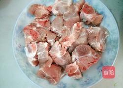 杏仁排骨汤的做法图解1