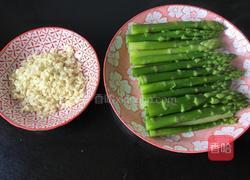 蒜香芦笋的做法图解6