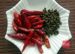 麻辣香酒鬼花生的做法图解3