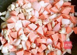 泰式菠萝炒饭的做法图解5