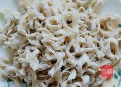 孜然炒面筋的做法图解1