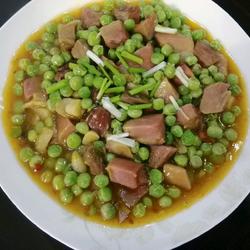 腊肉烧青豆的做法[图]