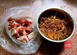 虫草花排骨汤的做法图解1