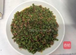 缸豆炒肉沫的做法图解5