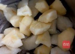 冰糖雪梨苹果汁的做法图解3