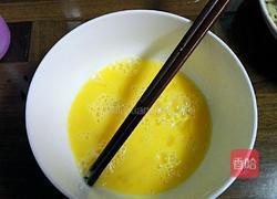 鸡蛋炒豌豆的做法图解2