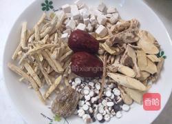 五指毛桃煲猪骨的做法图解3