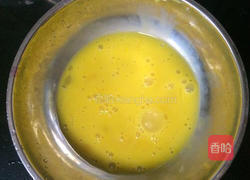 蚕豆鸡蛋汤的做法图解2