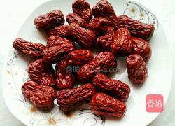 蜂蜜鸡蛋玉米面发糕的做法图解2