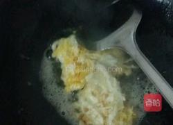 鸡蛋炒米饭的做法图解3